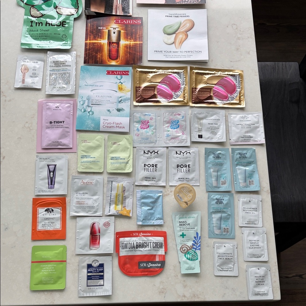 Clarins Skincare Mask Collection - Pink, Gold, White